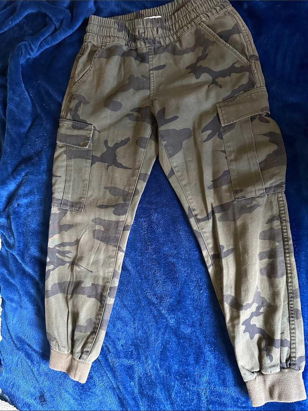 Tna Camo Cargo Jogger Pants - Olive Green